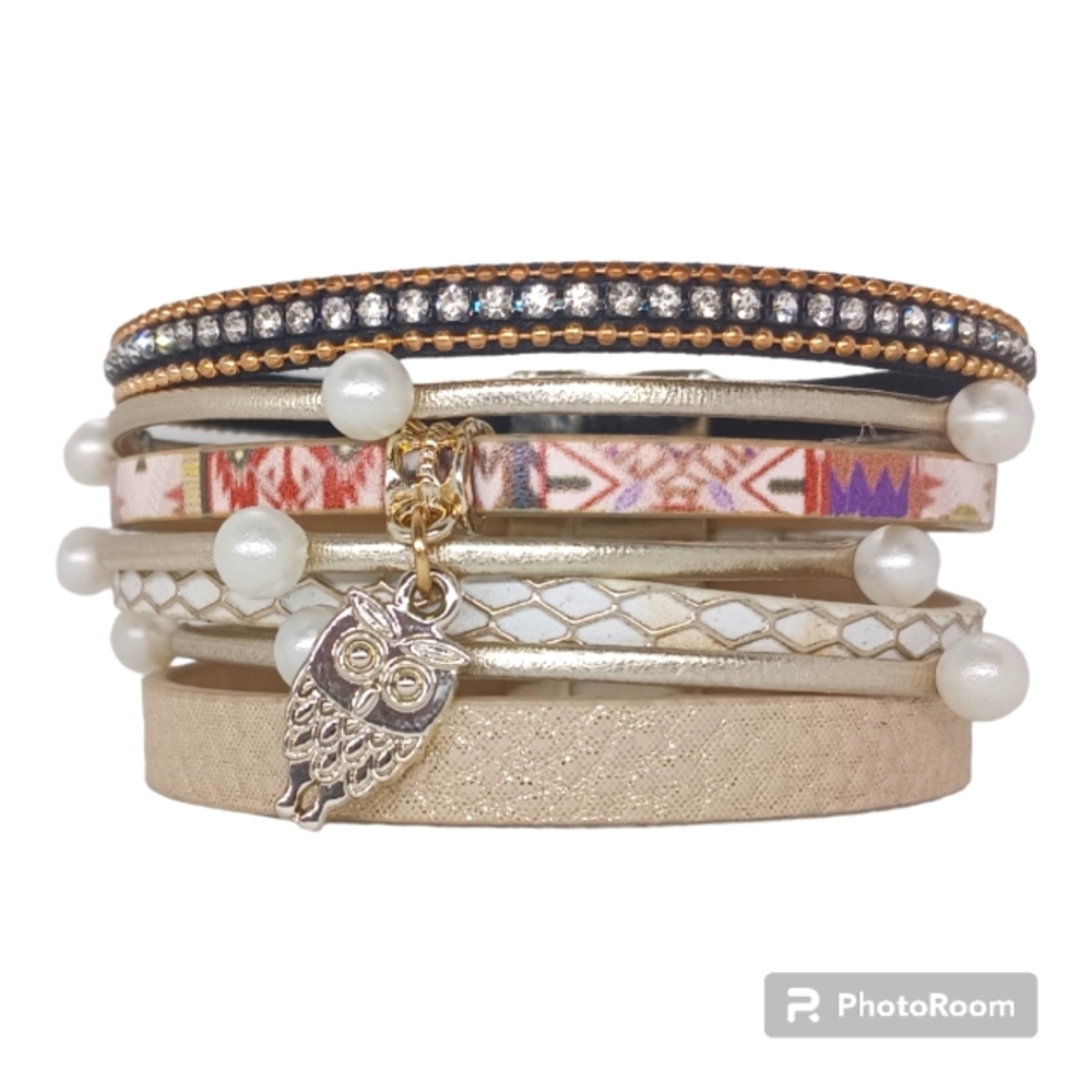 Magnetic cuff leather bracelet